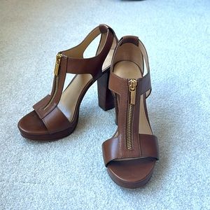 Michael Kors, cognac colored, heeled shoes